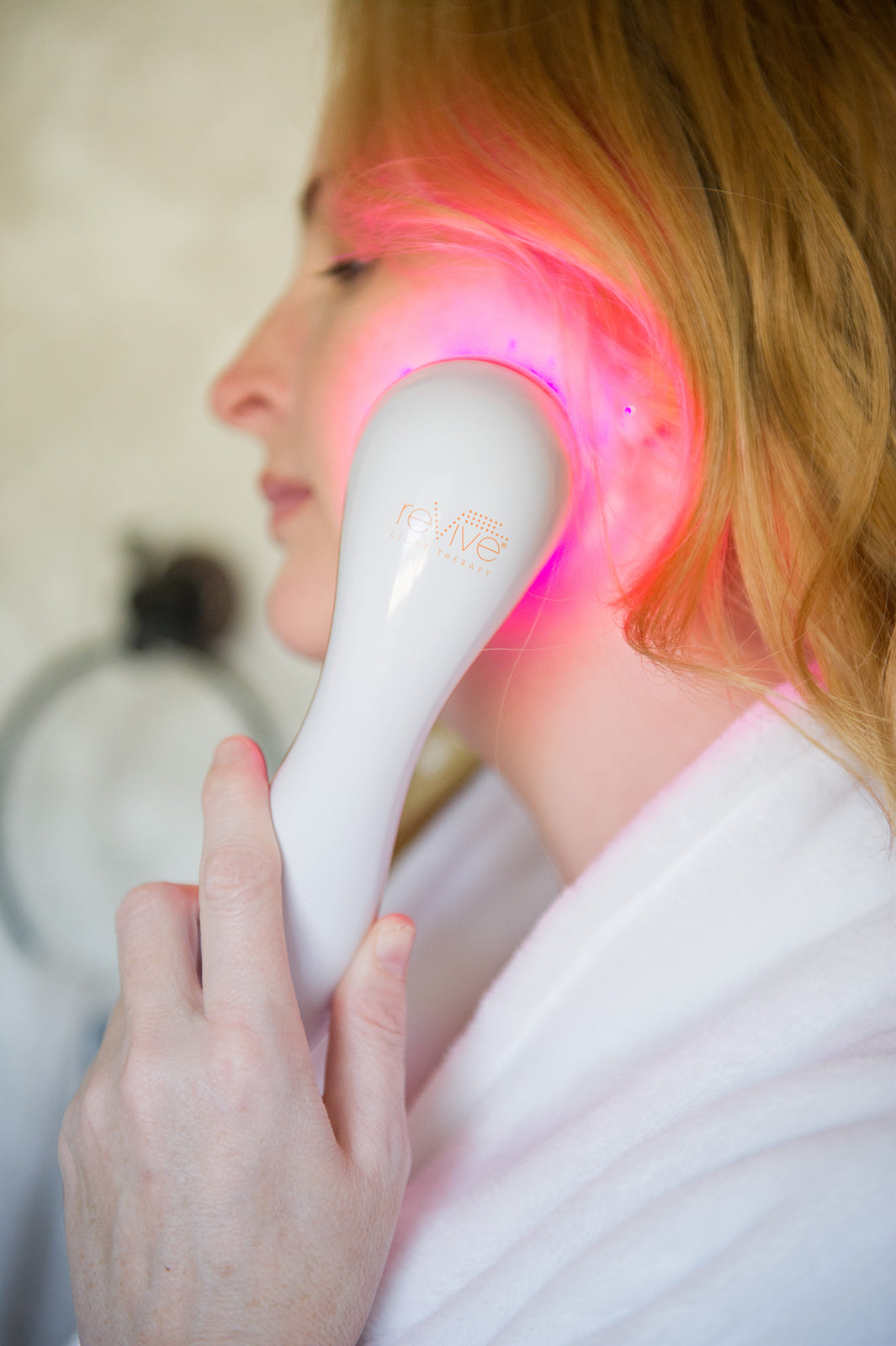 Lux Soniqué LED Sonic Cleanser, Wrinkle Reduction & Acne Treatment by reVive Light Therapy