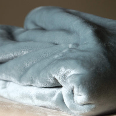 Sposh Chelour Throw